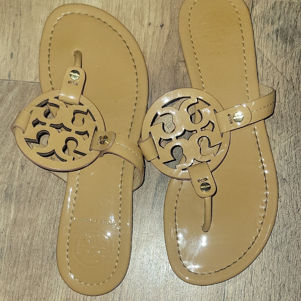 Tory Burch Tan Leather Sandals - Picture 4 of 7